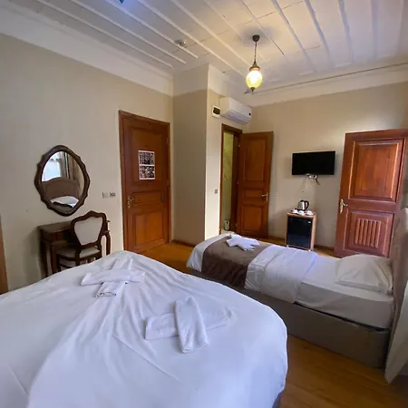 Amida&nurayhousehotel *