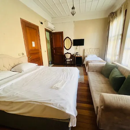 Amida&nurayhousehotel *
