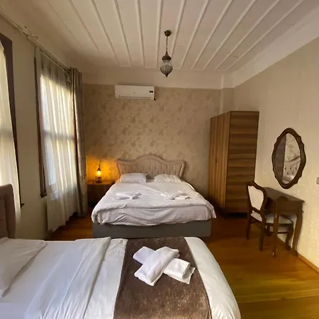 Amida&nurayhousehotel Szálloda *