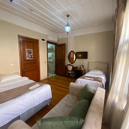 Amida&nurayhousehotel