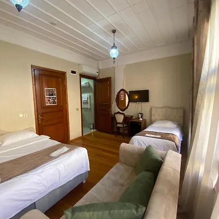 Amida&nurayhousehotel *