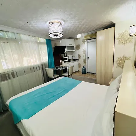 Amida&nurayhousehotel Szálloda *