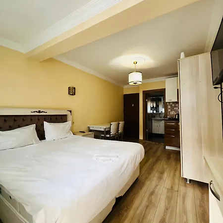 Amida&nurayhousehotel *
