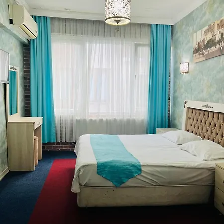 Amida&nurayhousehotel