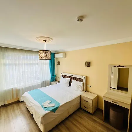Amida&nurayhousehotel מלון