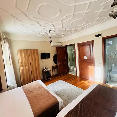Amida&nurayhousehotel