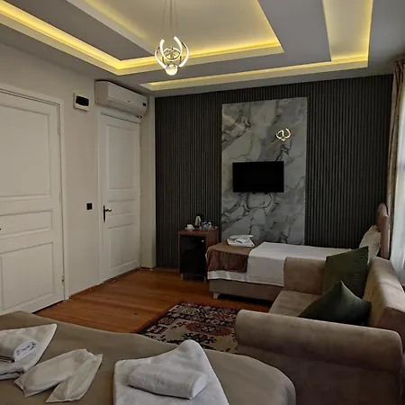 Nuray * Istanbulská provincie