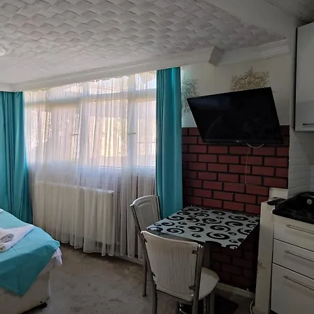 Nuray * Istanbulská provincie